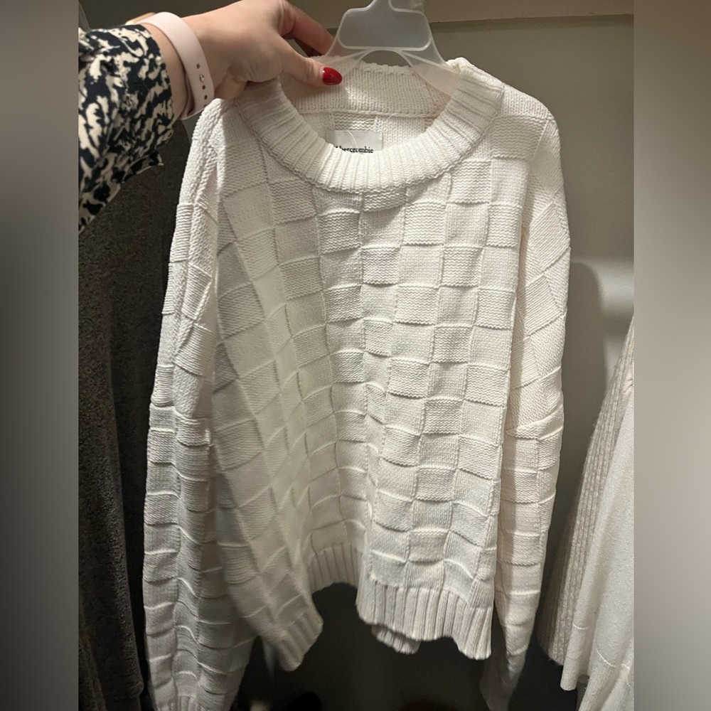 Abercrombie cableknit sweater size M